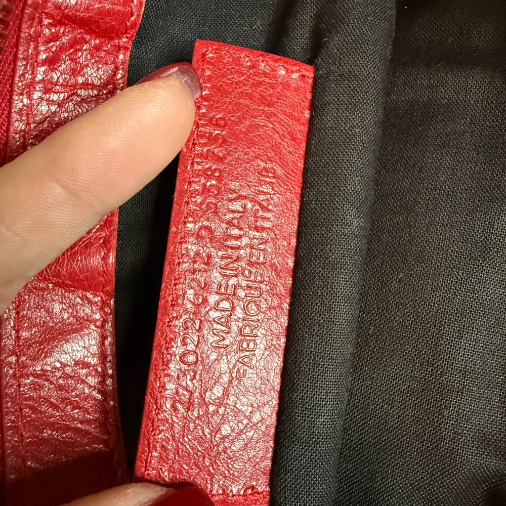 Balenciaga Red Leather Detail - Picture 5 of 7
